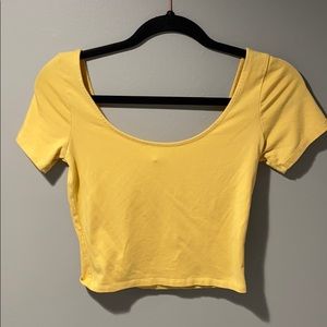 Pastel yello crop top